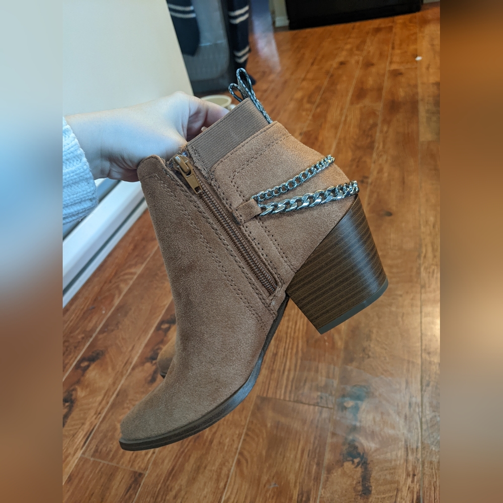 Soda ankle boots